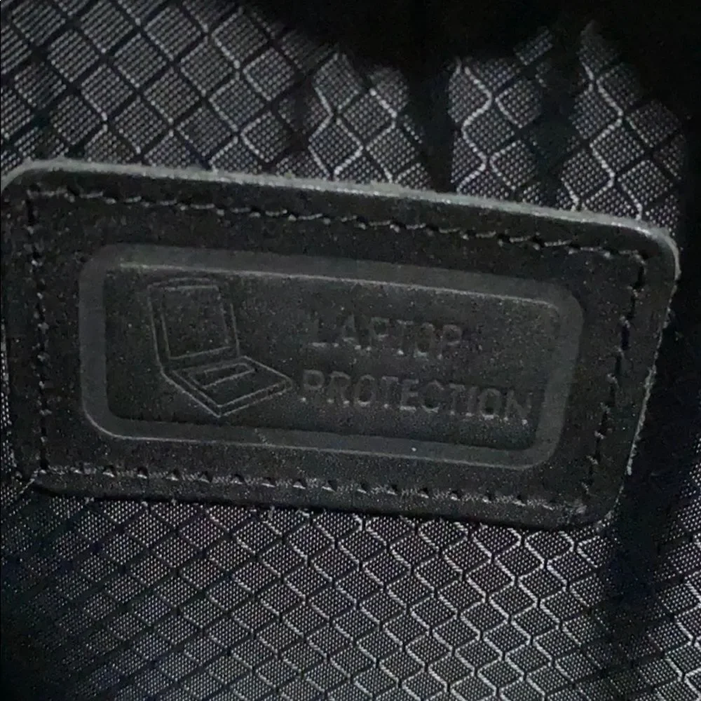 Mcklein Carry on shoulder laptop bag in like new